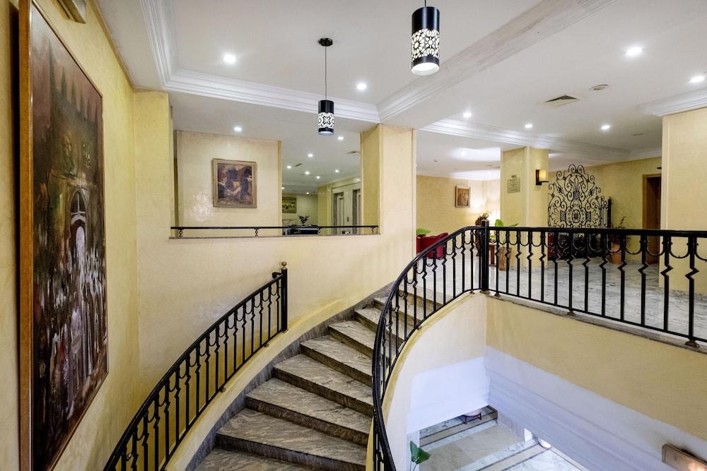 Hotel Ibn Khaldoun Tunes Exterior foto
