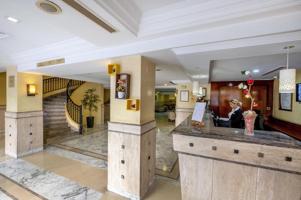 Hotel Ibn Khaldoun Tunes Exterior foto